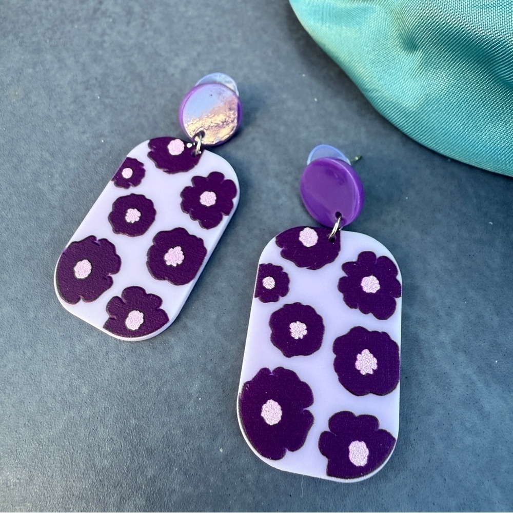 Purple 60s Mod Style Floral Acrylic Earrings